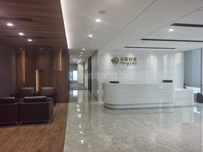 广东广州天河区环球都会广场1200平米写字楼出租 精装带家私  望江望小蛮腰 双采光