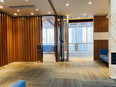 富力盈凯299平米写字楼出租 豪装 适合接待办公 双地铁 景观非常漂亮