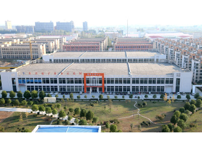 漯河市召陵区1500至6000平米厂房出售，紧挨京港澳高速