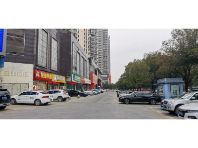 江西省南昌市红谷滩区隧道口1200平米物业招租
