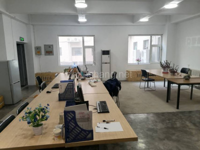 石家庄长安区100平米写字楼出租带家具 环境好