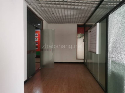 石家庄裕华区237.89平米写字楼出租，政府扶持，房租补贴，可储藏杂物，配套齐全